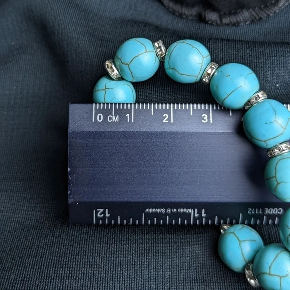 Pretty faux turquoise beaded bracelet with CZ, round shape - Picture 5 of 9